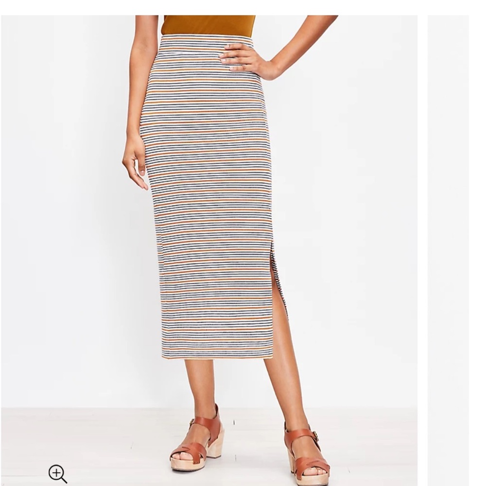 LOFT pull on midi skirt size Medium NWT gorgeous cream, neutral colors, stripes